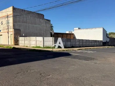Lote/Terreno para alugar, 240m² no Santa Luzia, Uberlândia