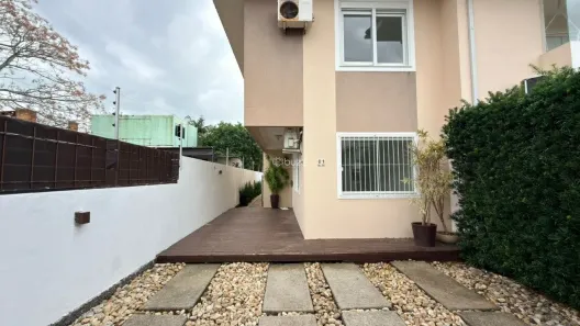 Casa com 3 Quartos à venda, 146m² no Rio Tavares, Florianópolis