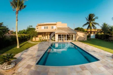 Casa com 5 Quartos à venda, 350m² no Ogiva, Cabo Frio