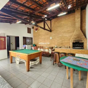 Casa com 3 Quartos à venda, 234m² no Prolongamento Vila Santa Cruz, Franca