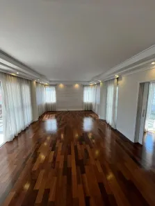 Apartamento com 4 Quartos para alugar, 244m² no Vila Suzana, São Paulo