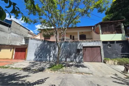Casa com 4 Quartos à venda, 140m² no Realengo, Rio de Janeiro