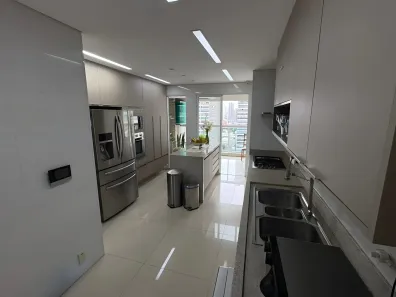 Apartamento com 3 Quartos à venda, 179m² no Setor Bueno, Goiânia