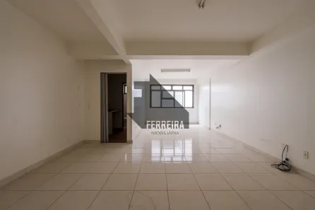 Sala Comercial para alugar, 43m² no Zona Industrial, Brasília