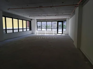 Sala Comercial para alugar, 242m² no Pinheiros, São Paulo