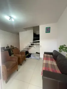 Sobrado com 3 Quartos à venda, 90m² no Loteamento Villa Branca, Jacareí