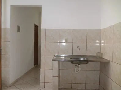 Casa com 1 Quarto para alugar, 40m² no Nova Vista, Belo Horizonte
