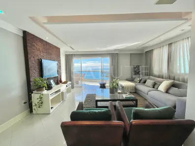 Apartamento com 3 Quartos para alugar, 208m² no Centro, Balneário Camboriú