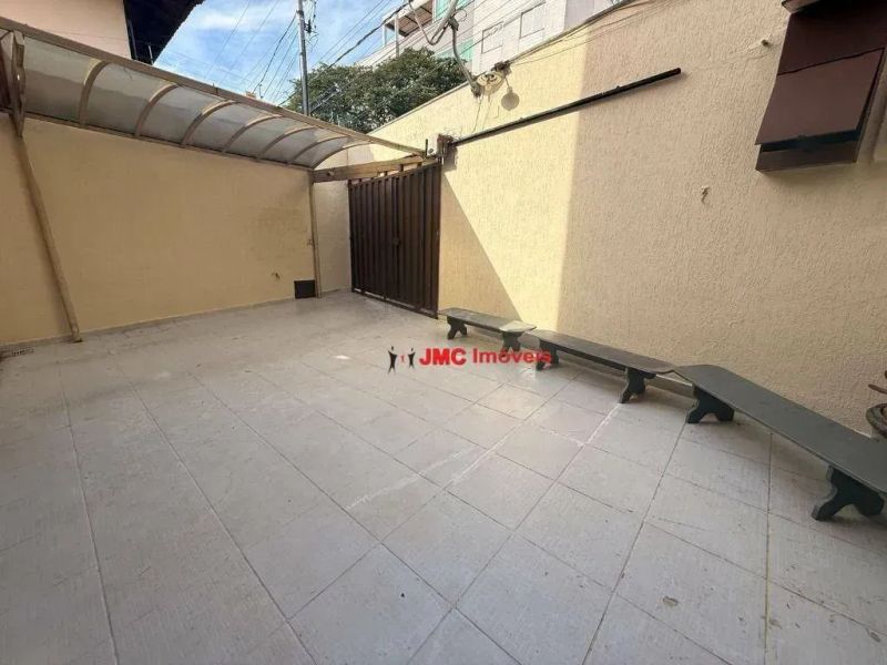 Casa com 3 quartos — Dona Clara, Belo Horizonte