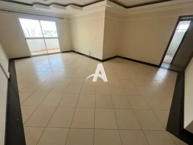 Apartamento com 4 Quartos para alugar, 164m² no Saraiva, Uberlândia