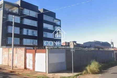 Lote/Terreno à venda, 450m² no Segismundo Pereira, Uberlândia