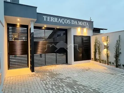 Sobrado com 3 Quartos à venda, 156m² no Bom Retiro, Joinville