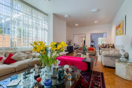 Casa com 5 Quartos à venda, 600m² no Pacaembu, São Paulo