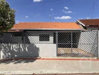 Casa com 3 Quartos para alugar, 80m² no Conjunto Habitacional José Giordano, Londrina