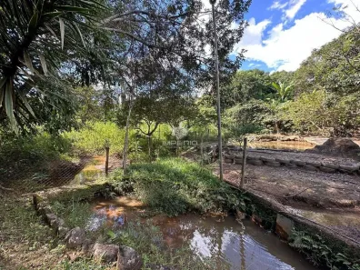 Fazenda/Sítio com 5 Quartos à venda, 6m² no , Itatiaiuçu