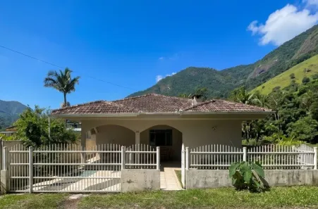 Casa com 3 Quartos à venda, 105m² no Pântano do Sul, Florianópolis