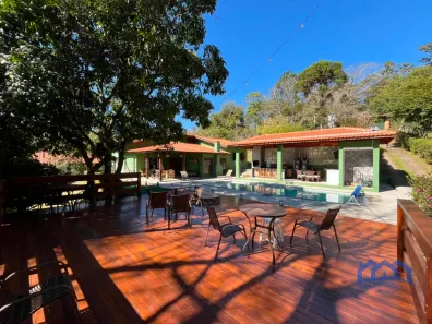Fazenda/Sítio com 3 Quartos à venda, 2000m² no , Mairinque