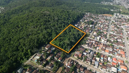 Lote/Terreno à venda, 618m² no Boehmerwald, Joinville