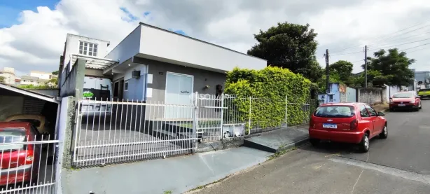 Casa com 6 Quartos à venda, 311m² no Serraria, São José