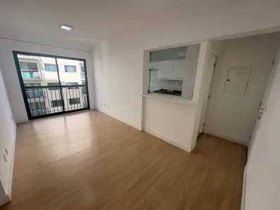 Apartamento com 2 Quartos para alugar, 69m² no Alphaville Centro Industrial e Empresarial/Alphaville., Barueri