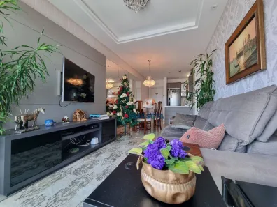 Apartamento com 3 Quartos à venda, 93m² no Canto, Florianópolis