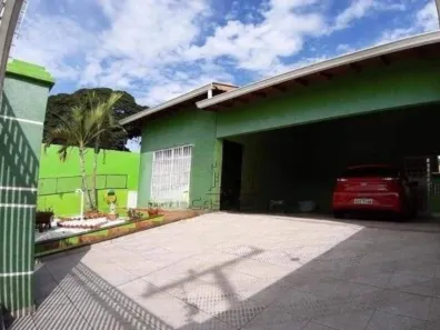 Casa com 4 Quartos à venda, 220m² no Vila Ziober, Londrina