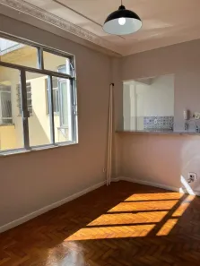 Apartamento com 1 Quarto para alugar, 10m² no Centro, Petrópolis
