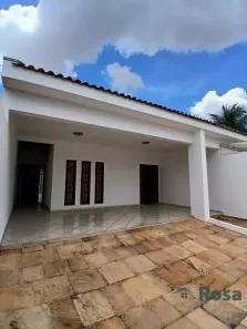 Casa com 4 Quartos à venda, 239m² no Jardim Itália, Cuiabá