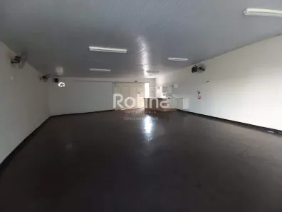 Galpão/Depósito/Armazém para alugar, 260m² no Saraiva, Uberlândia