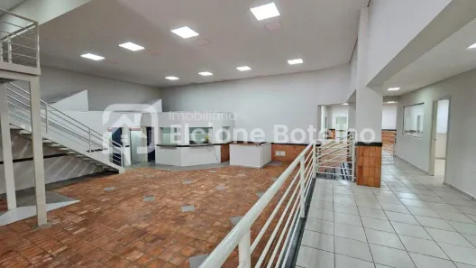 Prédio Comercial com 1 Quarto para alugar, 954m² no Centro, Uberlândia