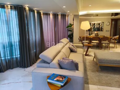 Apartamento com 3 Quartos à venda, 158m² no Três Figueiras, Porto Alegre