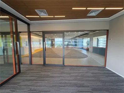 Sala Comercial para alugar, 1602m² no Parque Industrial Tomas Edson, São Paulo