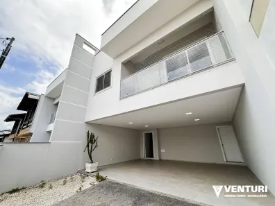Casa com 3 Quartos à venda, 210m² no Escola Agrícola, Blumenau