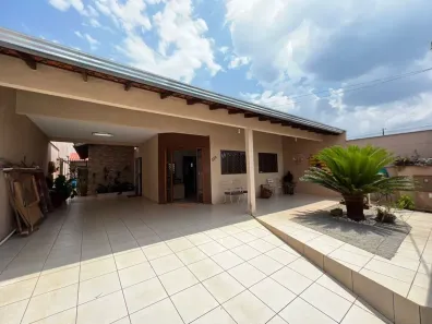 Casa com 3 Quartos à venda, 170m² no Jardim do Leste, Londrina