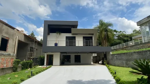 Casa com 4 Quartos para alugar, 340m² no Chácaras São Carlos, Cotia