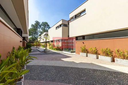 Casa com 4 Quartos à venda, 584m² no Jardim Cordeiro, São Paulo