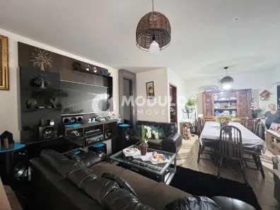 Apartamento com 3 Quartos à venda, 110m² no Brasil, Uberlândia