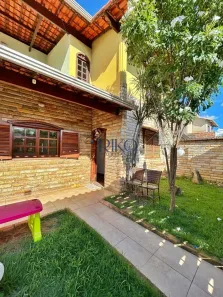 Casa com 4 Quartos à venda, 220m² no Ingá, Betim