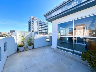 Cobertura com 2 Quartos à venda, 140m² no Centro, Santa Maria