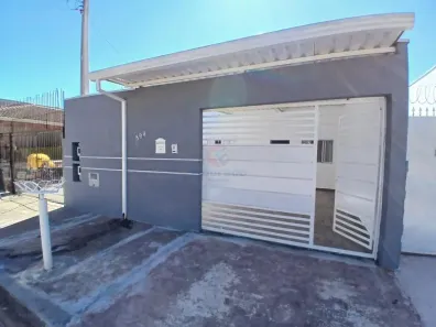Casa com 2 Quartos para alugar, 110m² no Jardim Primavera, Sumaré