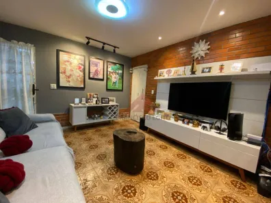 Casa com 3 Quartos à venda, 185m² no Nova Cidade, São Gonçalo