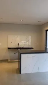 Apartamento com 2 Quartos à venda, 60m² no Osvaldo Rezende, Uberlândia