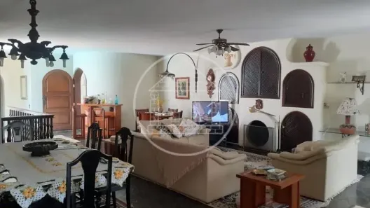 Casa com 5 Quartos à venda, 310m² no Jardim Santa Helena, São Paulo