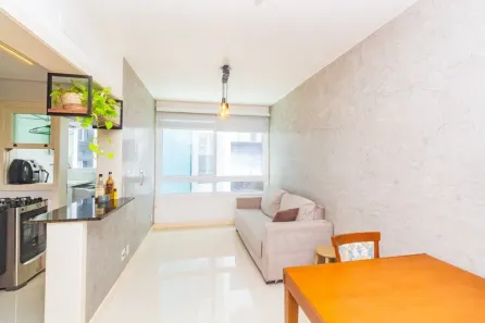 Apartamento com 1 Quarto para alugar, 47m² no Passo da Areia, Porto Alegre