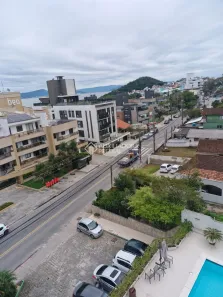 Apartamento com 3 Quartos para alugar, 131m² no João Paulo, Florianópolis