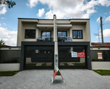 Sobrado com 3 Quartos à venda, 117m² no Aviação, São José dos Pinhais