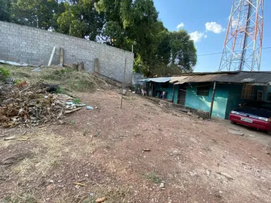Lote/Terreno à venda, 859m² no Quilombo, Cuiabá