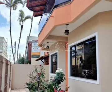 Casa com 3 Quartos à venda, 214m² no Centro, Balneário Camboriú