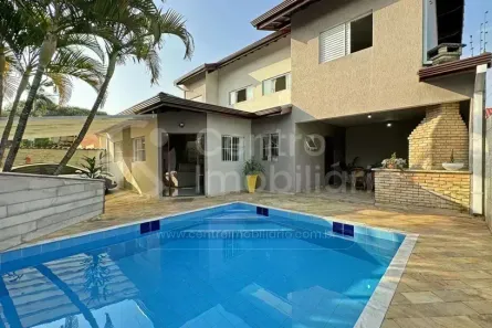 Casa com 4 Quartos à venda, 201m² no Jardim Mar-e-Sol, Peruíbe