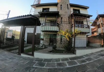Casa com 4 Quartos à venda, 353m² no Petrópolis, Caxias do Sul